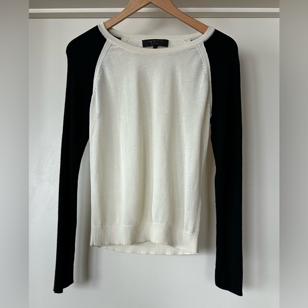 Rag & Bone Colorblock Lightweight Sweater in Cream/Black. Size S